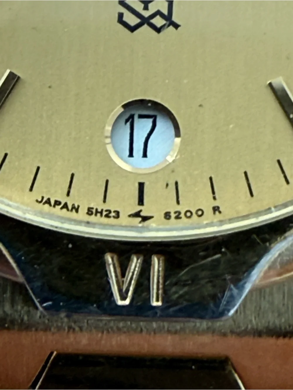 Seiko SQ Vintage Watch Gold Dial, Bracelet, Case Day Date Windows New Crystal